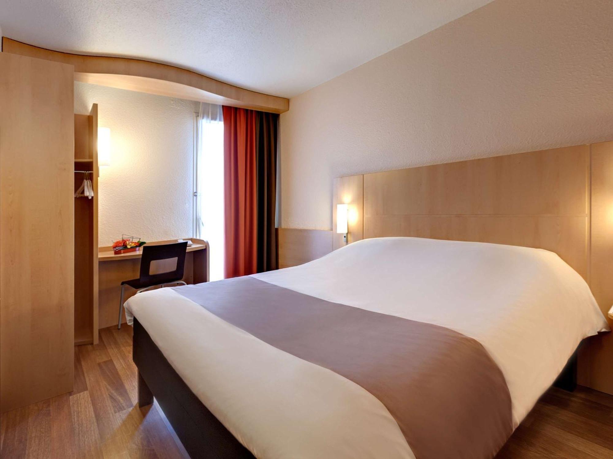 Ibis La Roche Sur Yon Vendespace ムイユロン・ル・カティフ エクステリア 写真